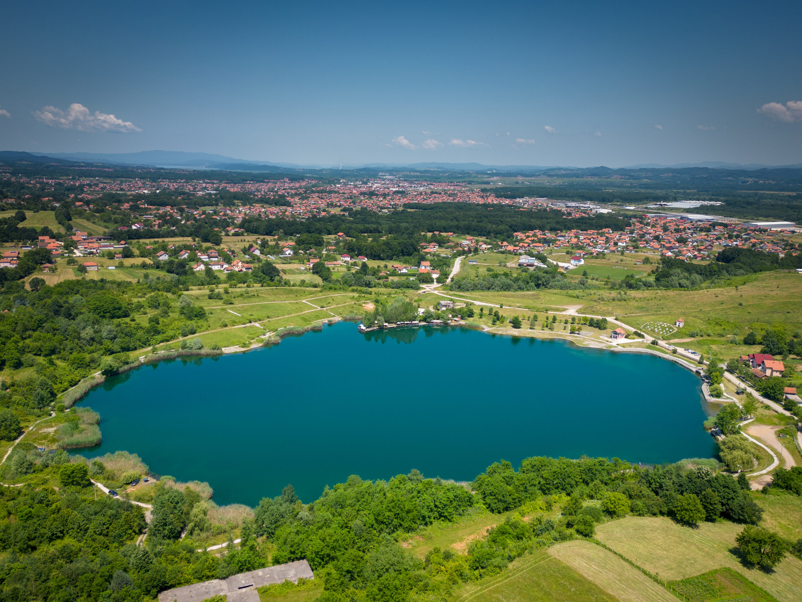 Rajsko jezero Bašigovci (Živinice)